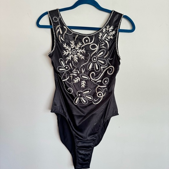 Vintage Victorias Secret Gold Label Pearl And Rhinestone Bodysuit Size P‎  XS - Picture 1 of 14